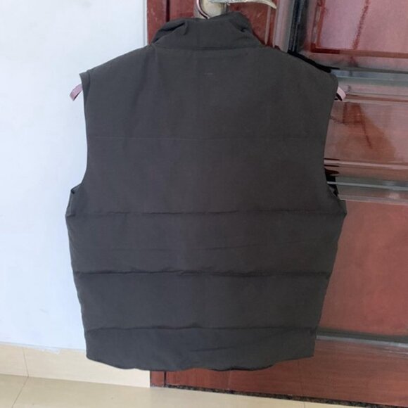 Canada goose warm black down vest - Picture 7 of 7